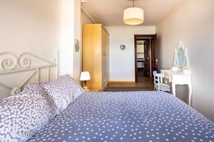 Apartamento Ezcurdia 22 Playa De San Lorenzo Primera Linea Gijón Dış mekan fotoğraf