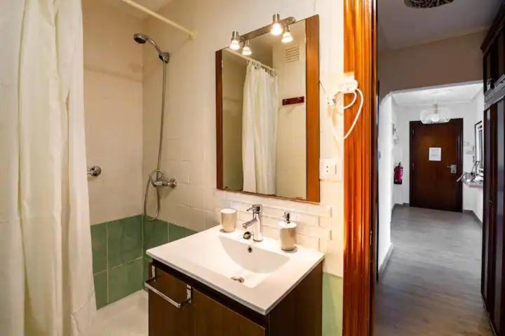 Apartamento Ezcurdia 22 Playa De San Lorenzo Primera Linea Gijón Dış mekan fotoğraf